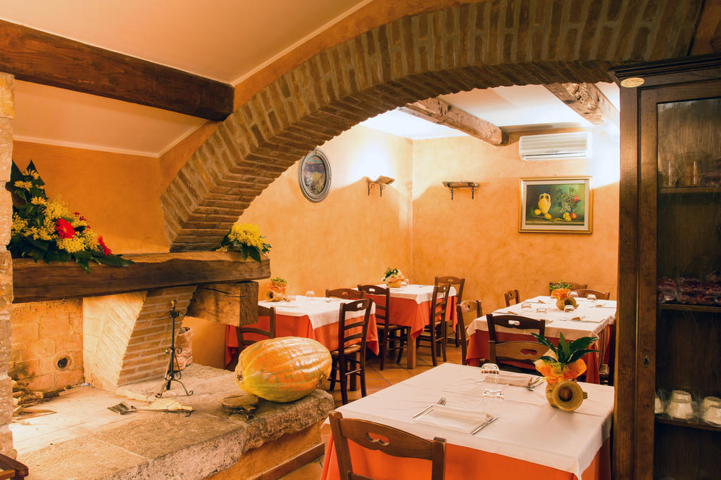 La Locanda Del Ruspante Castro dei Volsci 외부 사진